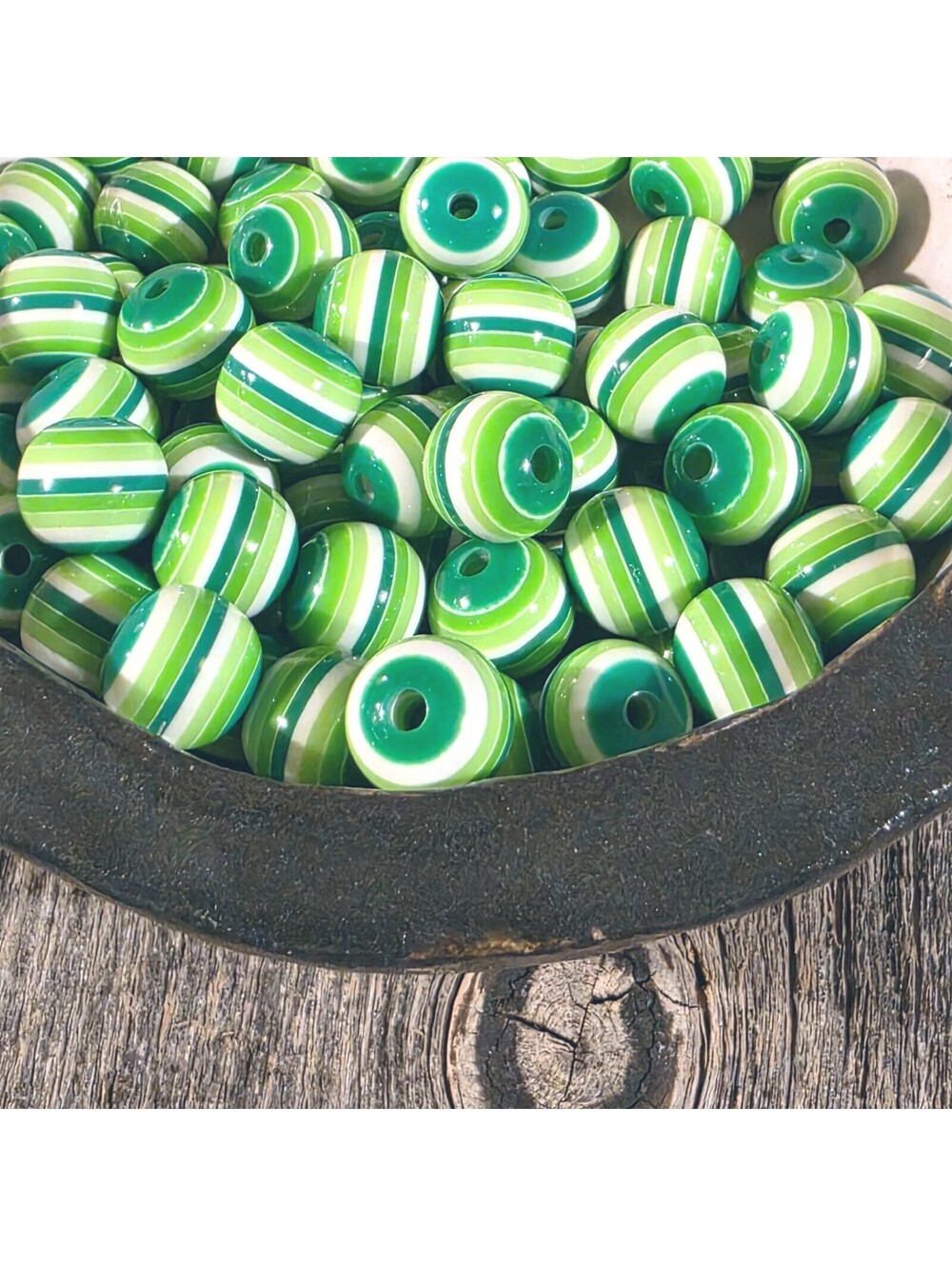 Vintage 70s Lucite Acrylic Striped 12mm Round Green White Beads 10 pcs